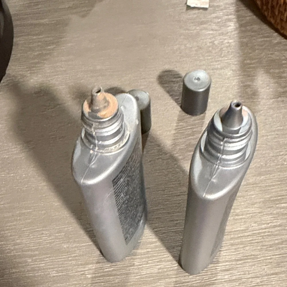 SkinCeuticals UV Defense Sunscreen SPF 50 - Silver and Blue - Picture 4 of 4